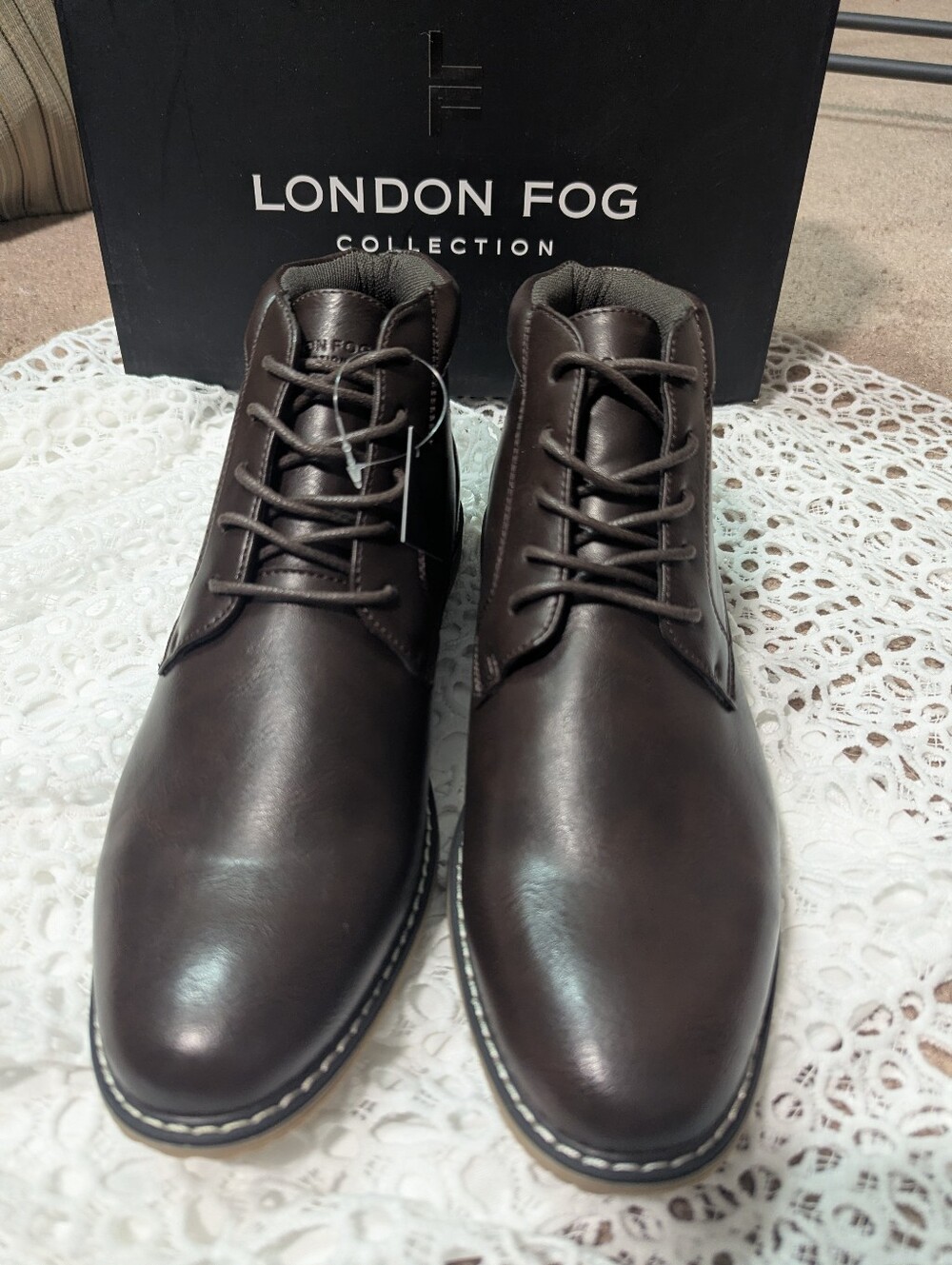 London Fog Tyler Men’s 10M Brown Chukka Boots Memory Foam Lace Up NIB